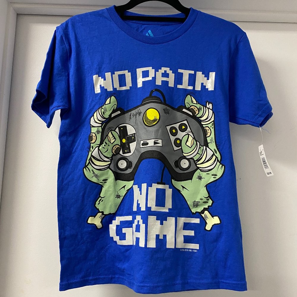 NWT- Audio Council boy's graphic t-shirt, size medium.